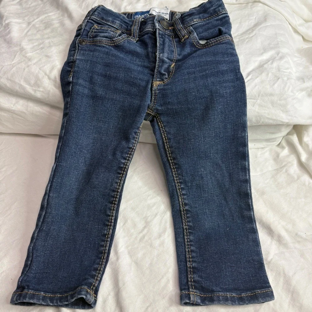Old Navy Karate Skinny Jeans Size 12 18 month jeans